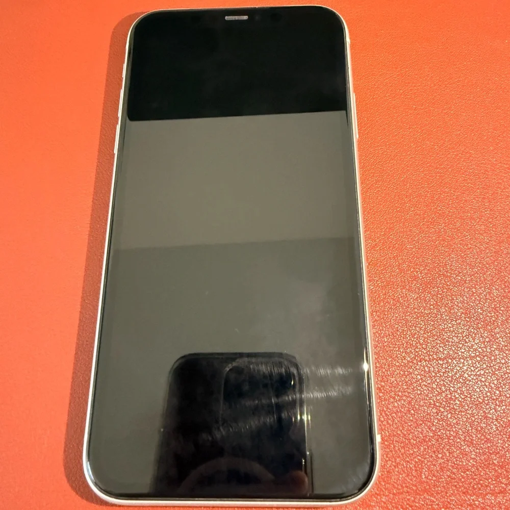 iPhone 7 jet black unlocked